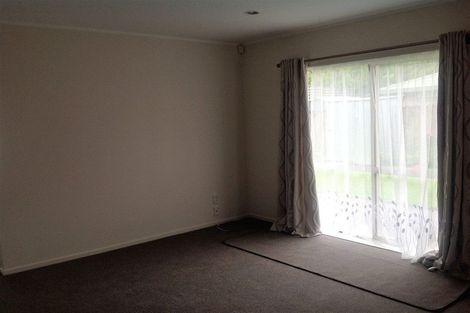 Photo of property in 8 Camberley Court, Manurewa East, Auckland, 2102