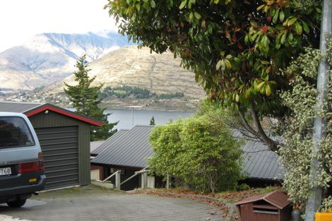 Photo of property in 13 Sunrise Lane, Queenstown, 9300
