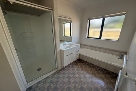 Photo of property in 11 Rosberg Place, Mount Maunganui, 3116