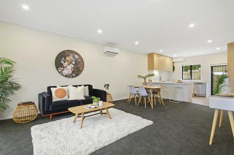 Photo of property in 1b Pembroke Street, Tawa, Wellington, 5028