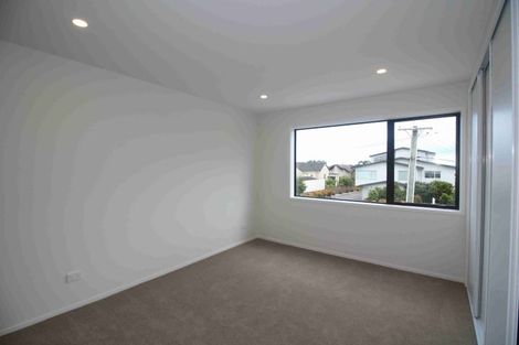 Photo of property in 1/122a Bucklands Beach Road, Bucklands Beach, Auckland, 2012