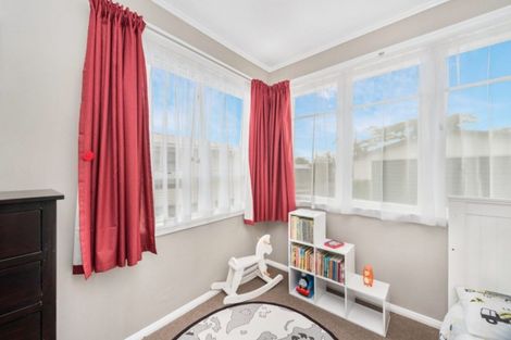 Photo of property in 6 Portal Crescent, Beerescourt, Hamilton, 3200