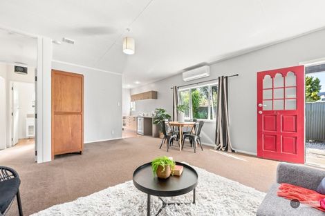 Photo of property in 2f2- Bentinck Street, Wallaceville, Upper Hutt, 5018