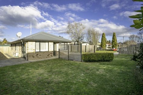 Photo of property in 17 Glover Street, Leamington, Cambridge, 3432