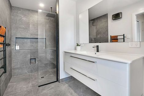 Photo of property in 28b Ashbury Drive, Tinwald, 7774