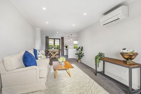 Photo of property in 1b Breakwater Way, Whitby, Porirua, 5024