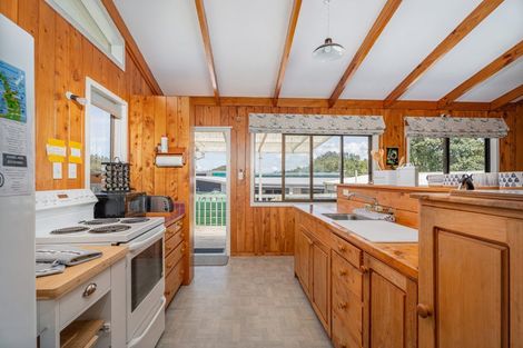 Photo of property in 45 Oyster Drive, Cooks Beach, Whitianga, 3591