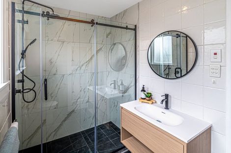 Photo of property in 58 Wilsons Road, Saint Martins, Christchurch, 8022