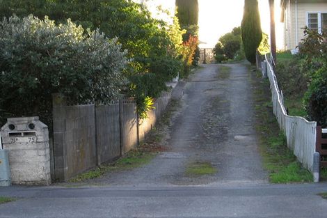 Photo of property in 75 Amohia Street, Paraparaumu, 5032