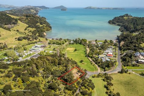 Photo of property in 258 Colville Road, Coromandel, 3584