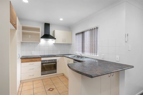 Photo of property in 29 Scotts Field Drive, Takanini, 2112