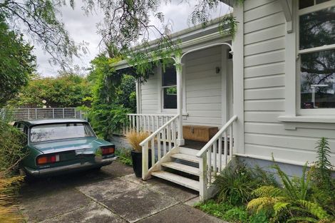 Photo of property in 17 Nikau Grove, Woburn, Lower Hutt, 5010