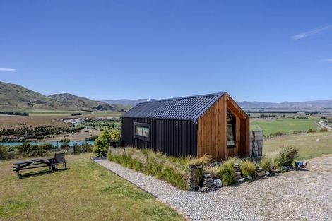 Photo of property in Luggate - Cromwell Road, Queensberry, Cromwell, 9383