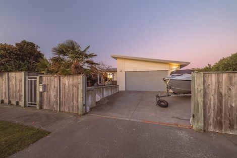 Photo of property in 373 Pine Avenue, South New Brighton, Christchurch, 8062