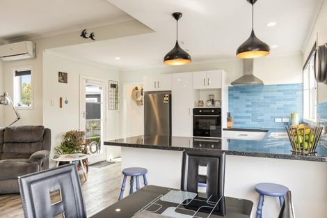 Photo of property in 56 Maire Street, Inglewood, 4330