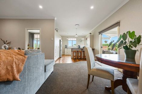Photo of property in 1 Windermere Rise, Rototuna, Hamilton, 3210