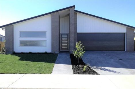 Photo of property in 65 Dunkeld Drive, Papamoa, 3118