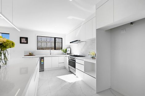 Photo of property in 4 Dulverton Rise, Flagstaff, Hamilton, 3210