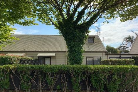 Photo of property in 13/58 Manuroa Road, Takanini, 2112