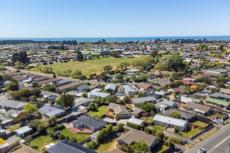 Photo of property in 447b Mairehau Road, Parklands, Christchurch, 8083