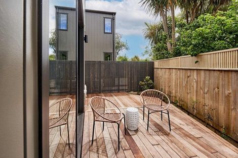 Photo of property in 323 Riverside Drive, Waterloo, Lower Hutt, 5011