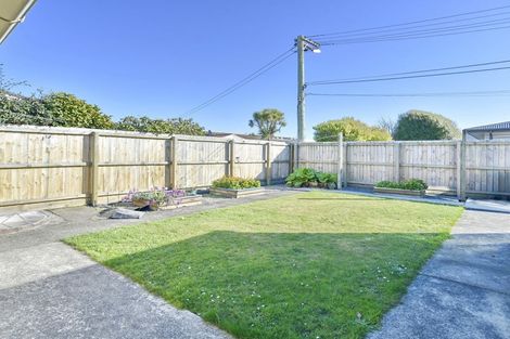 Photo of property in 115 Wilsons Road South, Saint Martins, Christchurch, 8022
