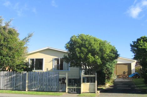 Photo of property in 414 Mazengarb Road, Paraparaumu, 5032