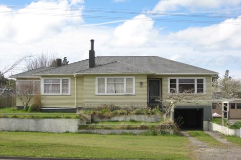 Photo of property in 96 Cordelia Street, Stratford, 4332