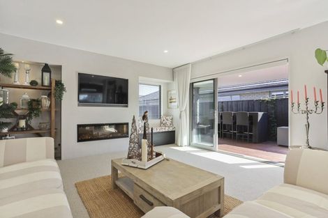Photo of property in 43 Chambers Avenue, Woodend, 7610