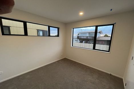 Photo of property in 10/241 Don Buck Road, Massey, Auckland, 0614