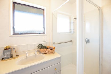 Photo of property in 61 Lowry Avenue, Redwood, Christchurch, 8051