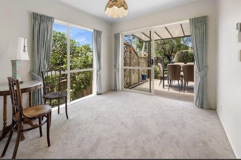 Photo of property in 18 Amberwood Drive, Northpark, Auckland, 2013