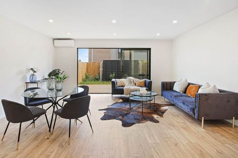 Photo of property in 313c Bucklands Beach Road, Bucklands Beach, Auckland, 2012