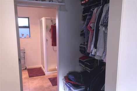 Photo of property in 20a Highfields Terrace, Henderson, Auckland, 0612