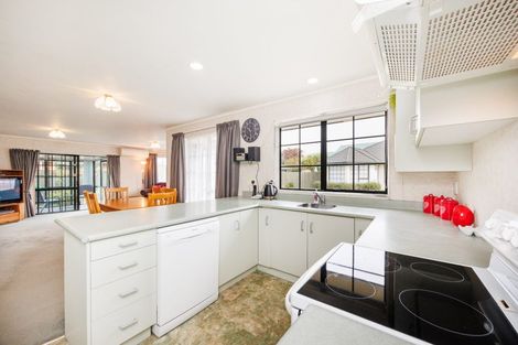 Photo of property in 8/63 North Street, Palmerston North, 4410