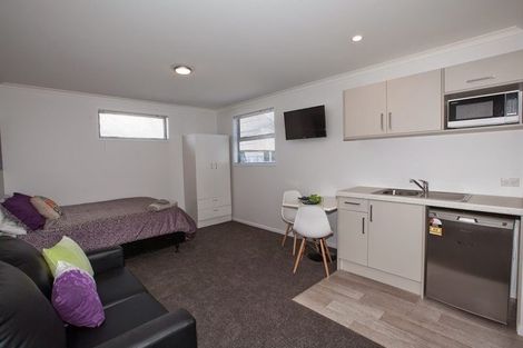 Photo of property in 1a Helena Street, Massey, Auckland, 0614
