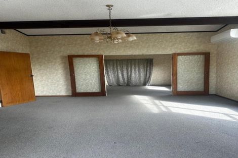 Photo of property in 6 Rajkot Terrace, Broadmeadows, Wellington, 6035