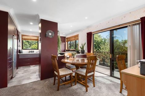 Photo of property in 74 Kinmont Crescent, Kinmont Park, Mosgiel, 9024