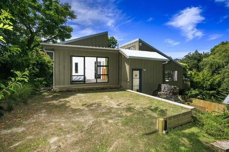 Photo of property in 2/13a Eskdale Road, Birkdale, Auckland, 0626