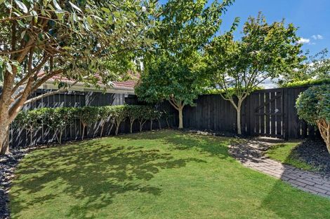 Photo of property in 69a Kervil Avenue, Te Atatu Peninsula, Auckland, 0610