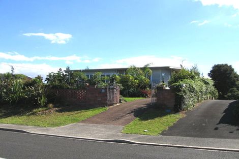 Photo of property in 58a Woodlands Crescent, Browns Bay, Auckland, 0630