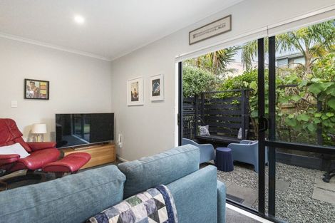 Photo of property in 83b William Bayes Place, Red Beach, 0932