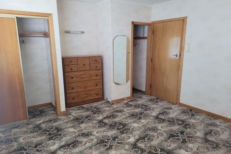 Photo of property in 221 Tukapa Street, Westown, New Plymouth, 4310