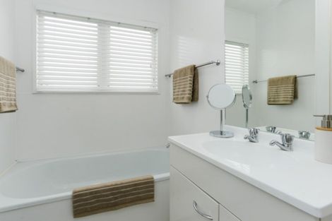 Photo of property in 3 Forsyth Street, Taradale, Napier, 4112