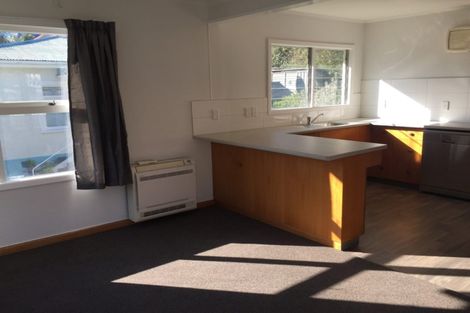 Photo of property in 23 Coote Road, Bluff Hill, Napier, 4110