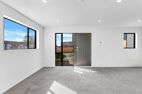 Photo of property in 6 Raupeti Lane, Henderson, 0612