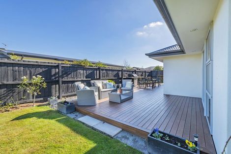 Photo of property in 56 Lewis Crescent, Rolleston, 7614