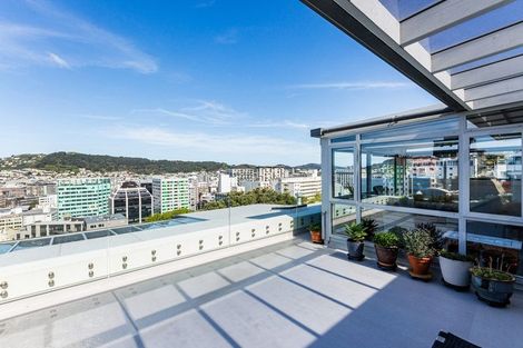Photo of property in 2/227 The Terrace, Wellington Central, Wellington, 6011