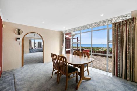 Photo of property in 5 Nobs Line, Strandon, New Plymouth, 4312