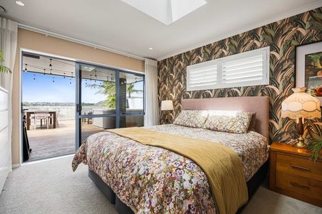 Photo of property in 36 Kath Hopper Drive, Orewa, 0931